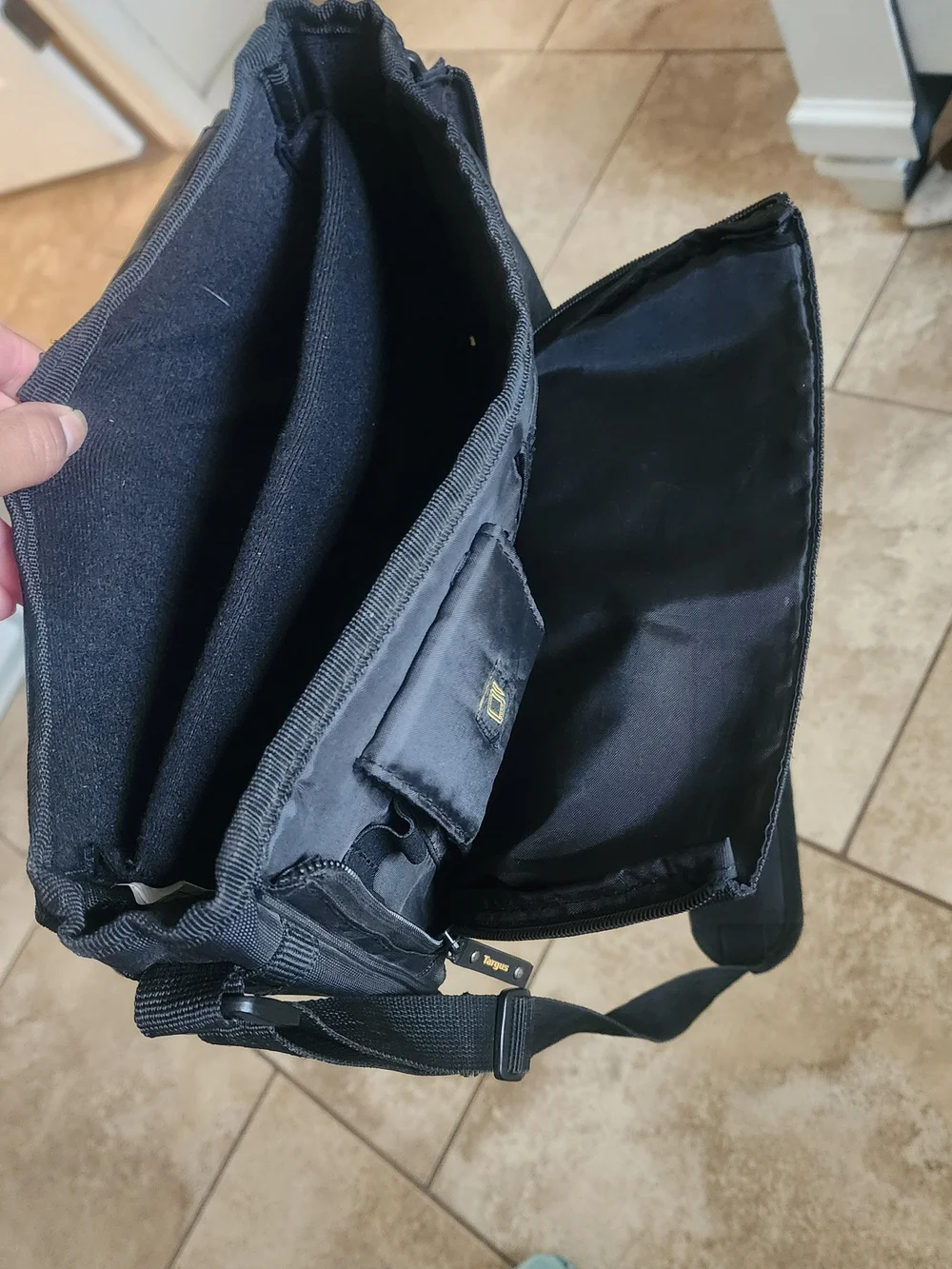 Targus Black Messenger Bag with Gray Trim